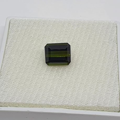 3,30 Ct Turmalina Verde Retangular 8,8x7,7 mm